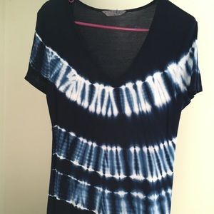 Tryst Tie Dye Navy Blue Short Sleeve Shirt V Neck